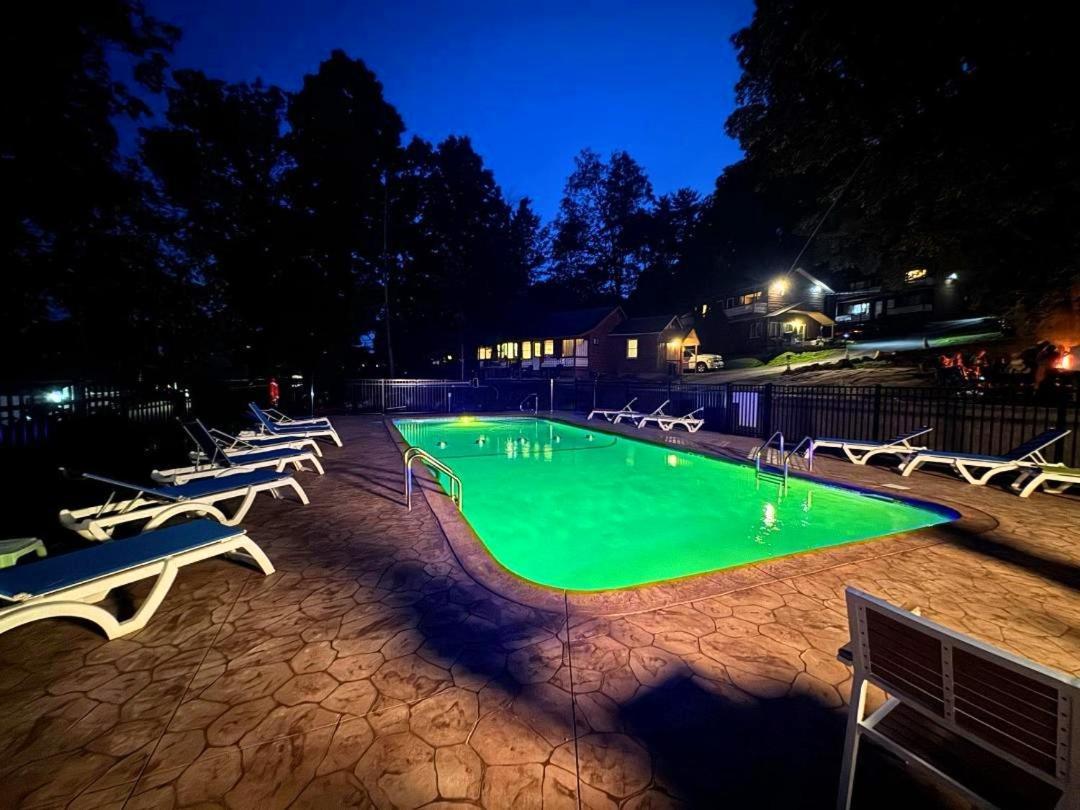 Boulders Resort Озеро Джордж Экстерьер фото